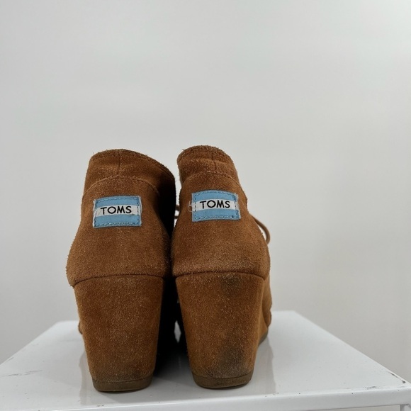Toms Hidden Wedge Suede Booties Ladies Size 8 - Picture 4 of 8